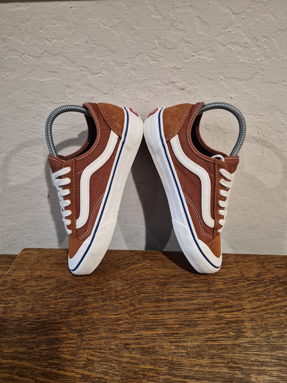 Vans Style 36 Decon SF Unisex Fashion Sneakers
Women's Size US 7 - Picture 6 of 8
